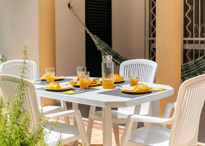 Host Wise - Amazing Sunny Flat - Swimming Pool & Terrace