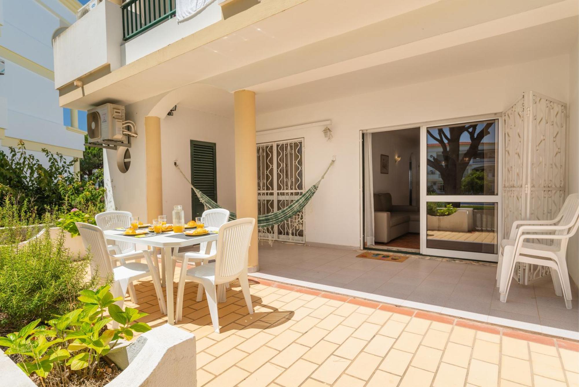 Host Wise - Amazing Sunny Flat - Swimming Pool & Terrace Apartment Vilamoura